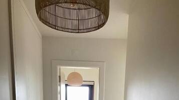 Deluxe Double Room, Balcony, Mountain View | Interior