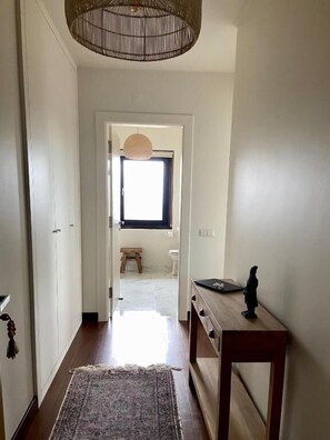 Chambre Double Deluxe, balcon, vue montagne | Intérieur