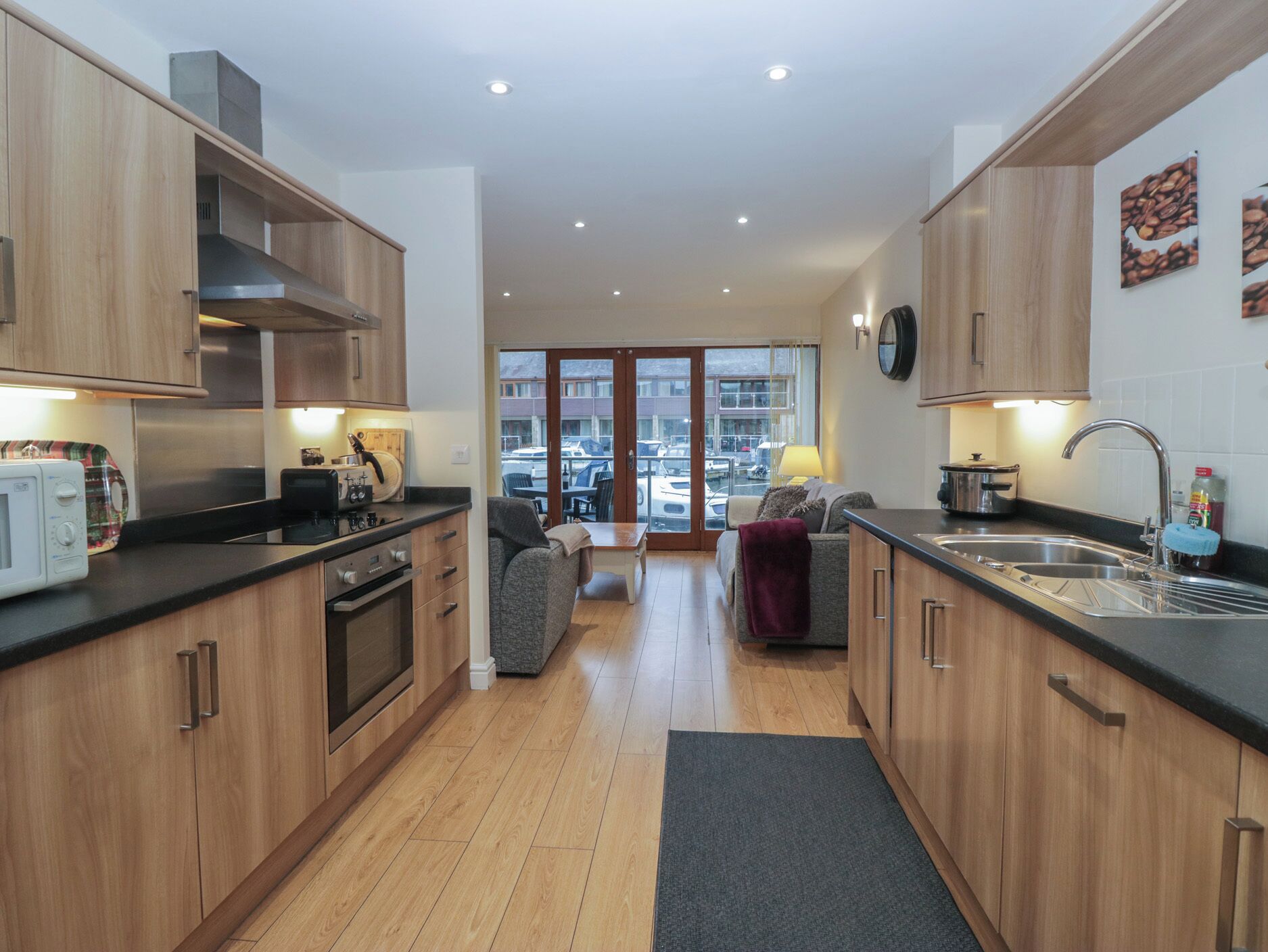 식기 세척기, 조리 도구/접시/주방 기구