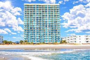 On the beach - Windy Hill Dunes 205- 3BR/3BA oceanfront condo in Windy Hill (North Myrtle Beach)