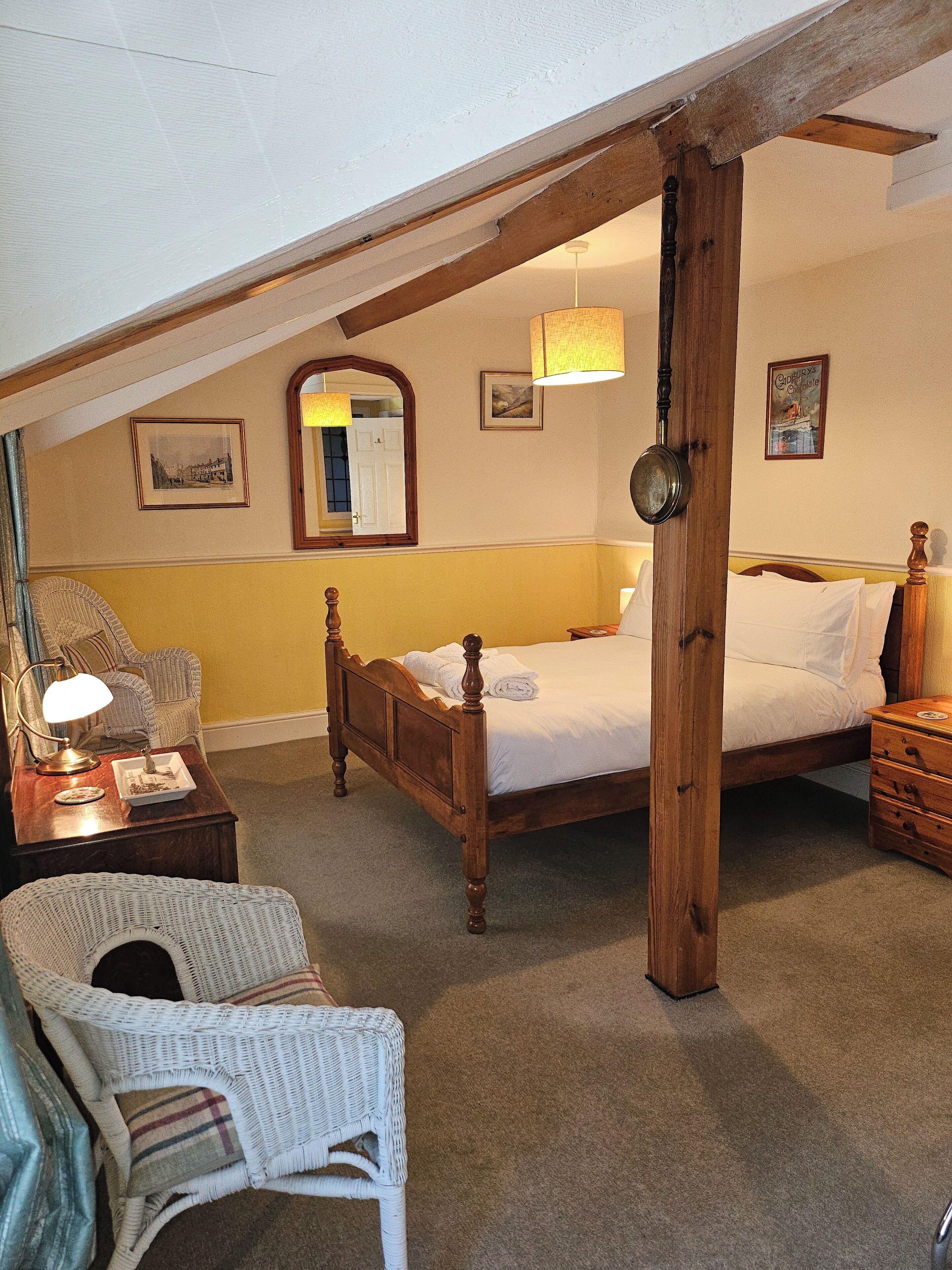 2 bedrooms, iron/ironing board, travel cot, free WiFi