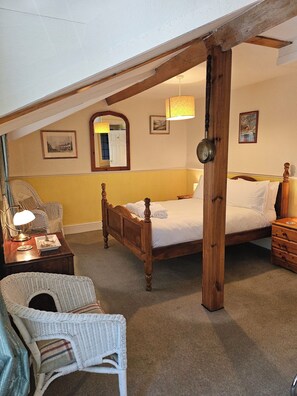 2 bedrooms, iron/ironing board, travel cot, free WiFi