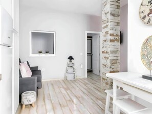 Living area - Apartamento Centrico con Aire Acondicionado - Cerca de la Playa, Conil (Conil de la Frontera)