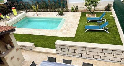 Beautiful Villa 8 pers - A/C - Swimming pool - 5mn from the beach.