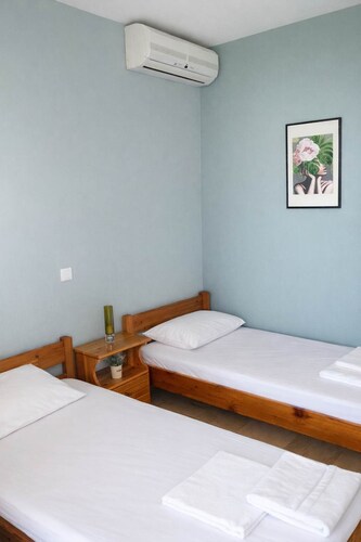 Passion Hotel - Seaview Studio Near Monemvasia