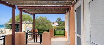 Passion Hotel - Seaview Apartment Near Monemvasia