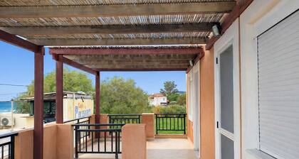 Passion Hotel - Seaview Apartment Near Monemvasia