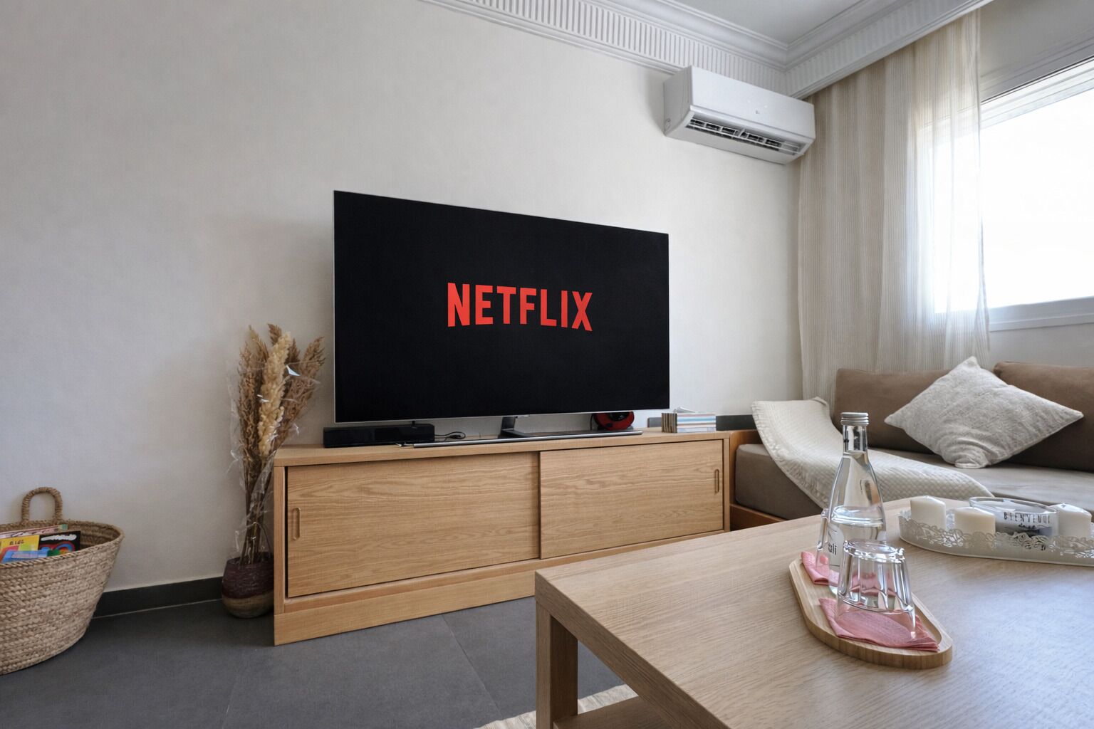 Smart TV, books