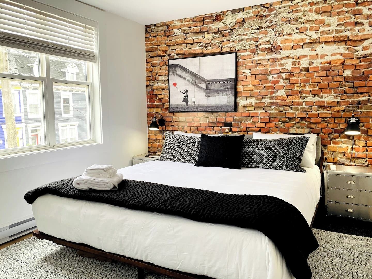 Bügeleisen/Bügelbrett, kostenloses WLAN, Bettwäsche