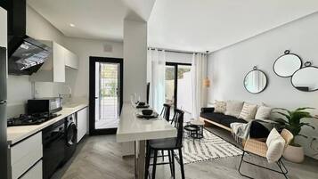 Departamento, 1 habitación, para fumadores | Área de sala de estar