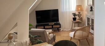 Le Petit Cosy - King Size Bed, Quiet & Parking
