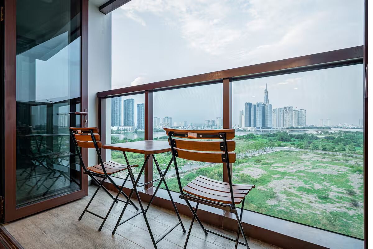 Luxury Apartment, 2 Bedrooms, Balcony, City View | Outdoor dining