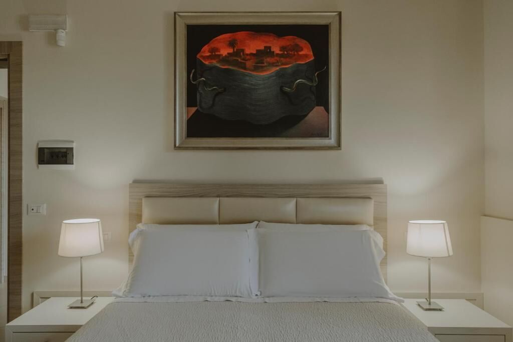 In-room safe, desk, soundproofing, iron/ironing board