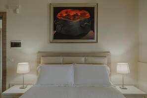 Double Room, Patio, Garden View | In-room safe, desk, soundproofing, iron/ironing board - Villa Patrizia Salento B&B (Porto Cesareo)