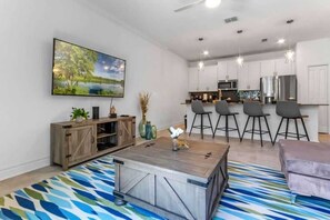 House | 4 bedrooms - 4bd w Pool Amazing Free Resort (Davenport)