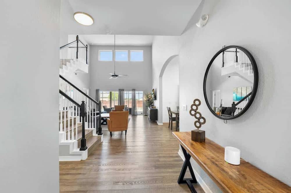 Make Memories in This 6 Bedroom With Private Pool