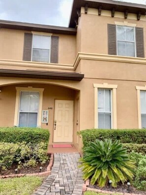 House - Beautiful 4-bed Amazing Resort (Davenport)