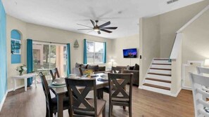 3 bedrooms - Cute 3bd 2 5bth Amazing Resort (Davenport)