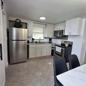 House | 2 bedrooms - The Sandcastle-walk to the Beach and John s Pass (Madeira Beach)