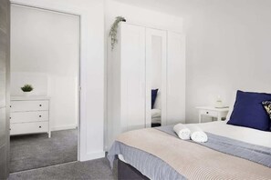 Apartment | 2 bedrooms - Modern 2bed Apartment-ground Floor-free Parking (Worksop)