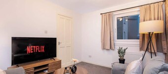 The Pitcairn Residence - 3 Bedroom House