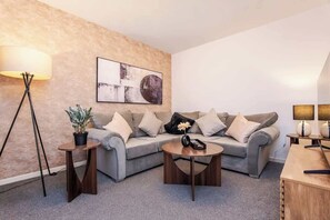 Hus | 3 soveværelser, skrivebord