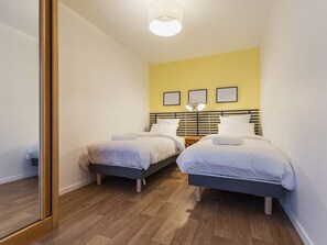 4 Schlafzimmer, kostenloses WLAN, Bettwäsche