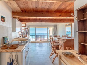 Interior - Bright studio with air conditioning and parking in Port Grimaud (Port Grimaud)