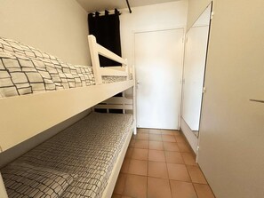 1 bedroom, free WiFi, bed sheets - Bright Apartment in Port Grimaud - WIFI & Parking (Port Grimaud)