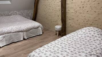 Wi-Fi gratuit, draps fournis