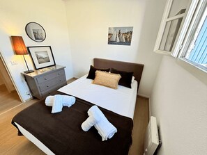 1 bedroom, free WiFi, bed sheets - Renovated apartment with Wi-Fi and air conditioning in Port Grimaud (Port Grimaud)