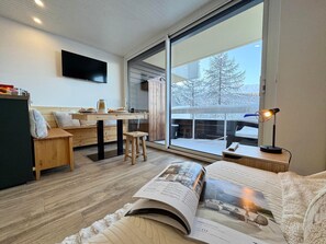 Free WiFi - Vars - Cozy Apartment for 4 People (Vars)