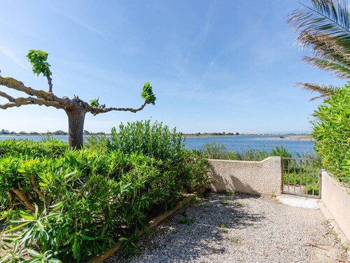 Maison chaleureuse à Gruissan, proche plage, 6 pers, parking privé, animaux acceptés