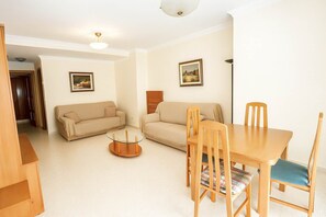 Apartment | Living room - Apartamento en Conil de la Frontera con Garaje (Conil de la Frontera)