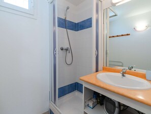 Hiustenkuivaaja