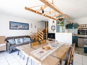 Interior - Renovated T3 pavilion, near beach, 2 bedrooms, terrace, garage, WiFi (Narbonne-Narbonne Plage-Narbonne Plage)