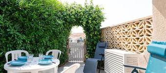 Studio Mezzanine Pavilion with Air Conditioning Near Beach and Parking