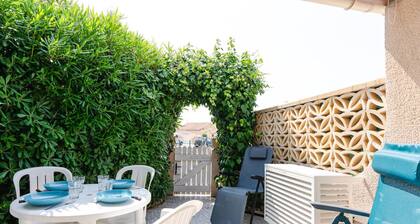 Studio-Pavillon mit Klimaanlage nahe am Strand und Parkplatz