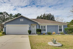 House (3 Bedrooms) | Front of property - 8 Mi to Flagler Beach! Family-friendly Getaway (Palm Coast)