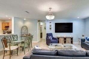House (3 Bedrooms) | Interior - 8 Mi to Flagler Beach! Family-friendly Getaway (Palm Coast)