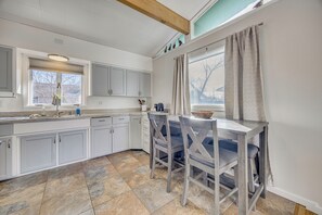 House (2 Bedrooms) | Interior - 4 Mi to Riverwalk & CSU Pueblo! Home w/ Sunroom (Pueblo)