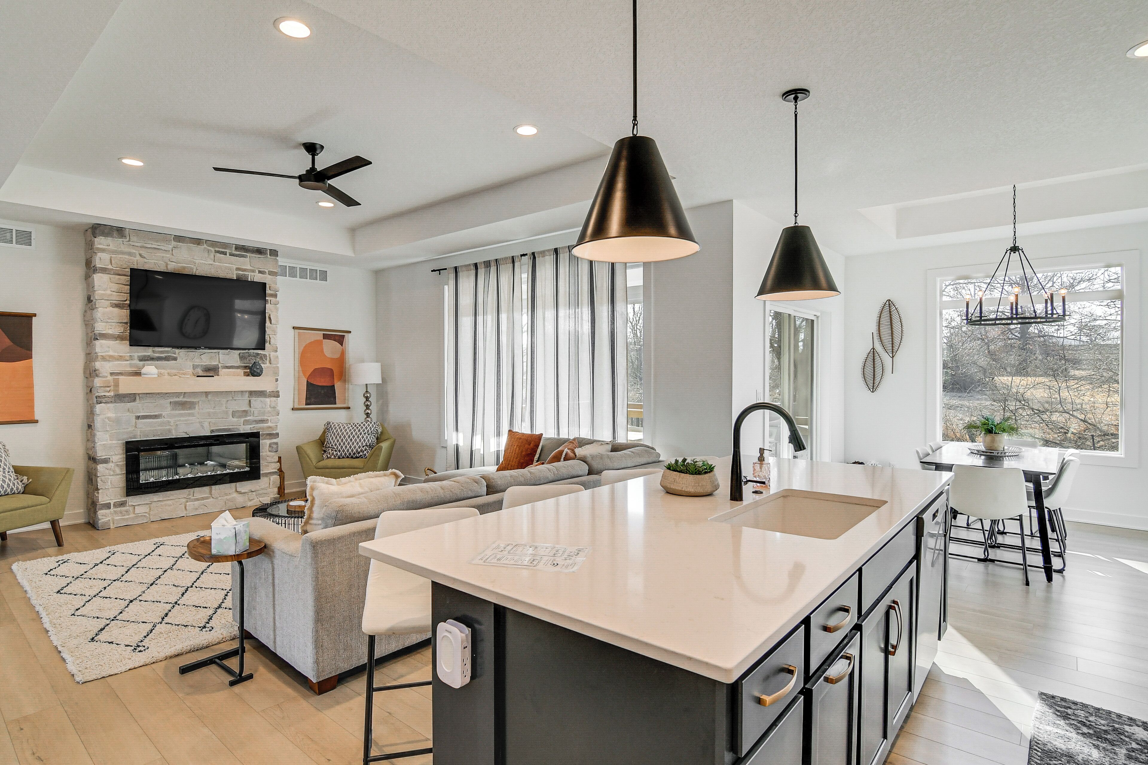 House (4 Bedrooms) | Interior