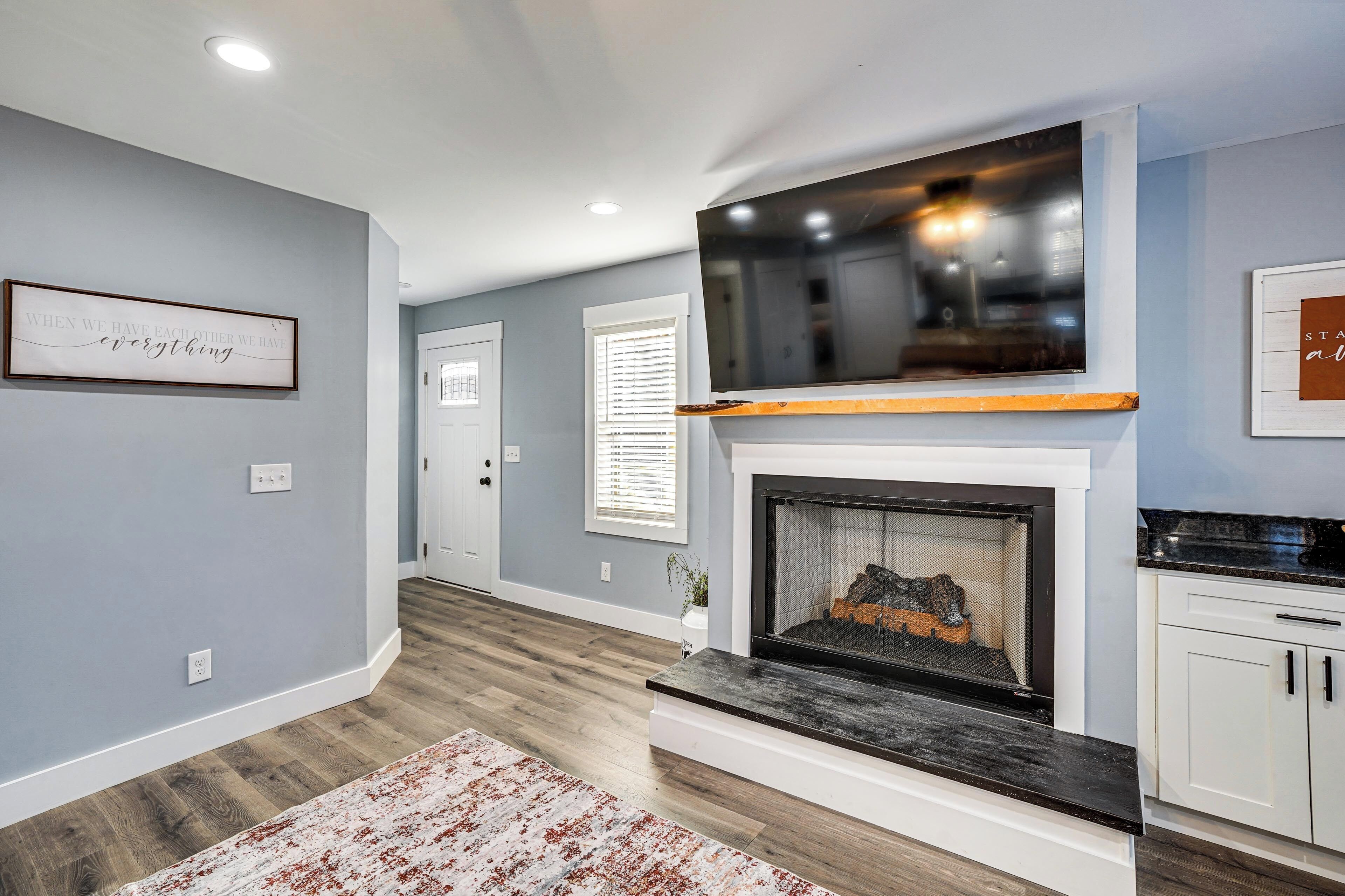 House (2 Bedrooms) | Interior