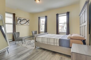 Interior - Easy NYC Access: Updated Apt Near Parks & Bay! (Mount Vernon)