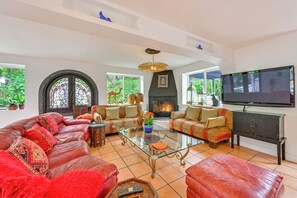 Front of property - Gather & Unwind Outdoors, Stylish Vista Retreat! (Vista)