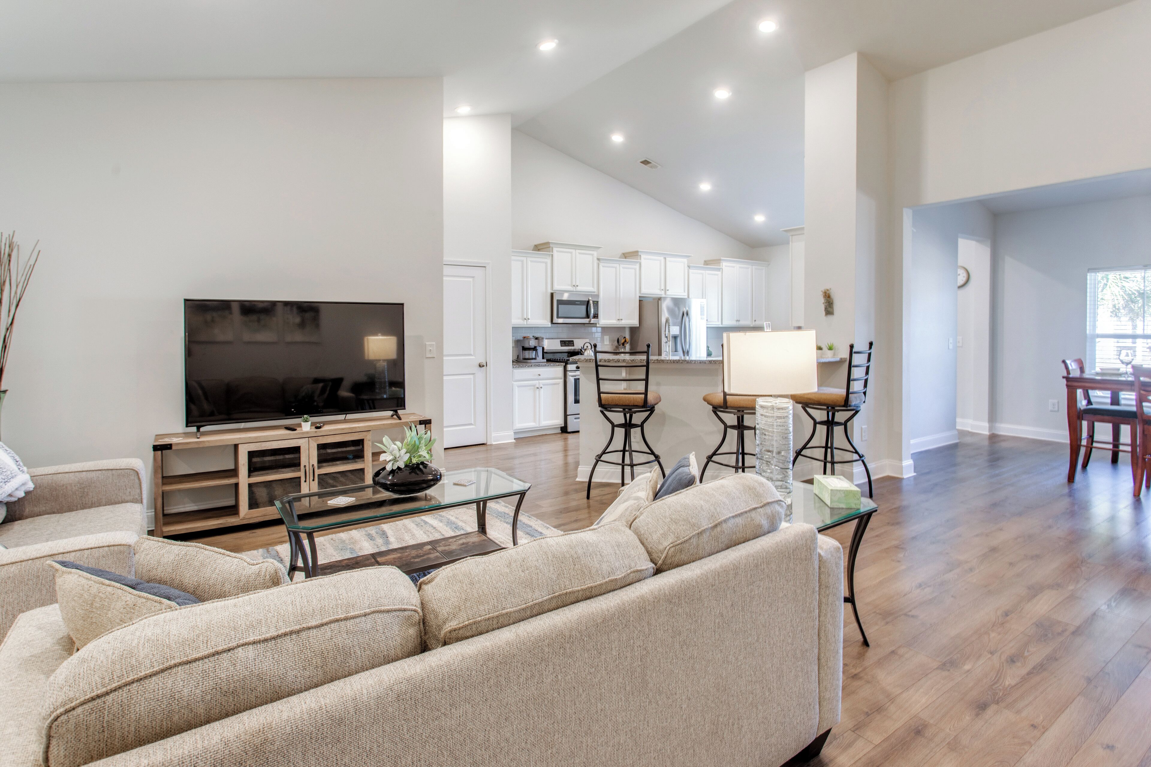 House (3 Bedrooms) | Front of property