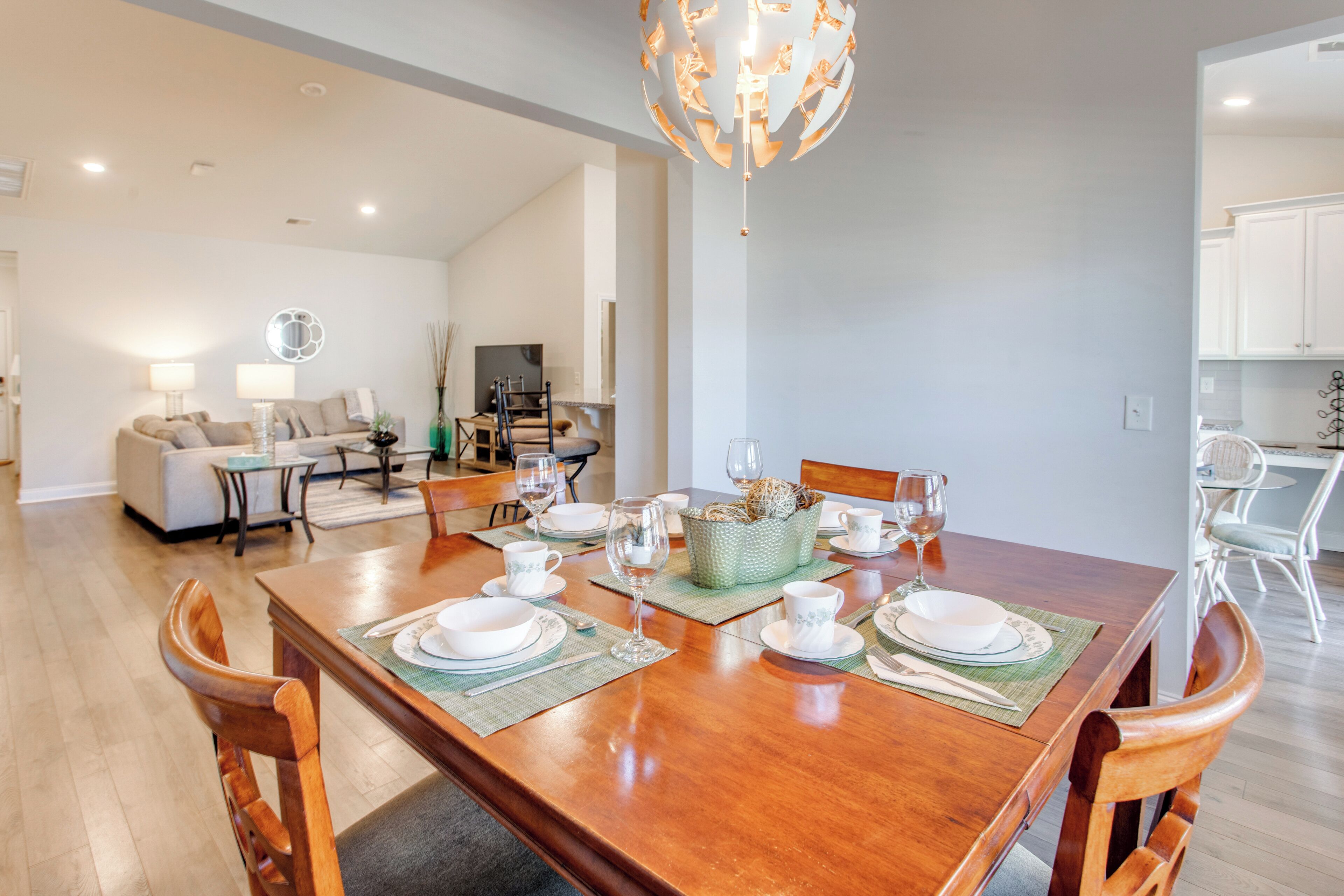منزل (3 Bedrooms) | المنشأة م ن الداخل