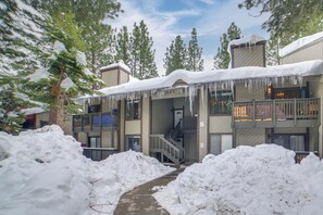Apartment (2 Bedrooms) | Interior - 1 Mi to Village & Eagle Lodge! Extended Stay Unit (Mammoth Lakes)