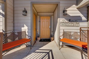 Apartment (2 Bedrooms) | Interior - 6 Mi to Branson Strip: Resort Condo w/ Perks (Branson West)