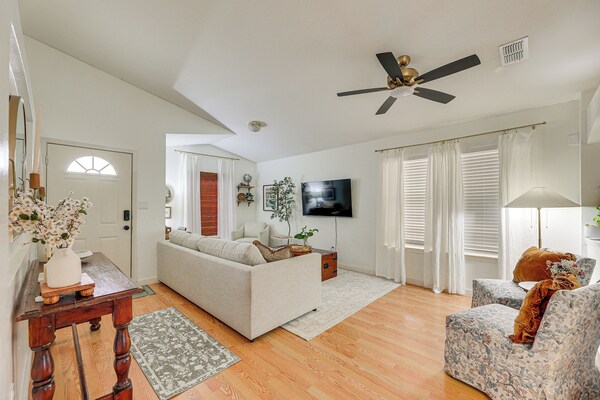 Cozy House By Zinnia Park! Family Home In Mcallen - McAllen, TX